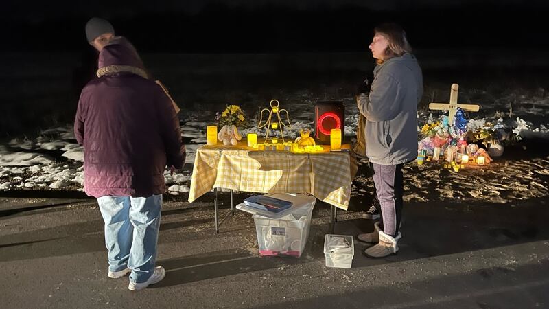 Whitewater community holds candle light vigil for baby found dead