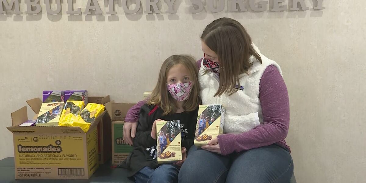 9-year-old raises nearly $4k, buys Girl Scout cookies to give to ...